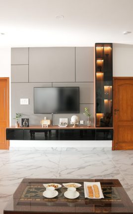 Spacious Living Room Design