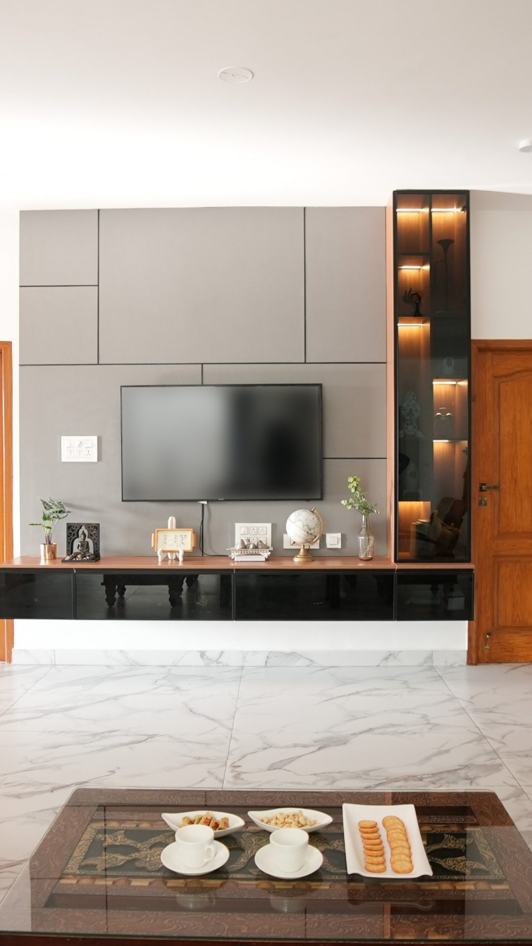 Spacious Living Room Design